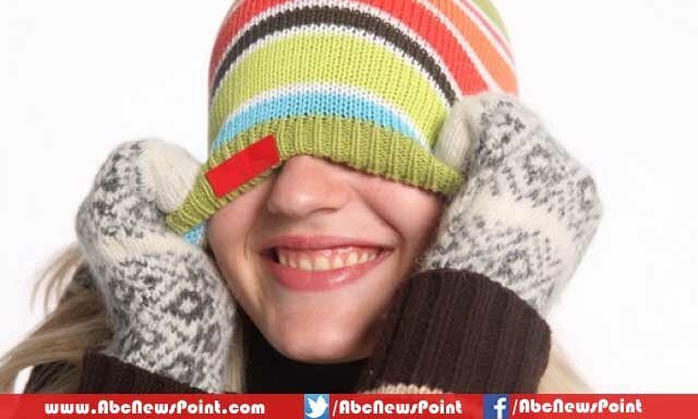 Top-10-Best-Birthday-Gifts-For-Girlfriend-A-Beautiful-Female-Cap