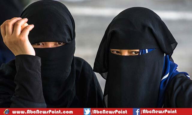 Chinas-Xinjiang-Ban-Burqas-at-Public-Places-in-Muslim-Region